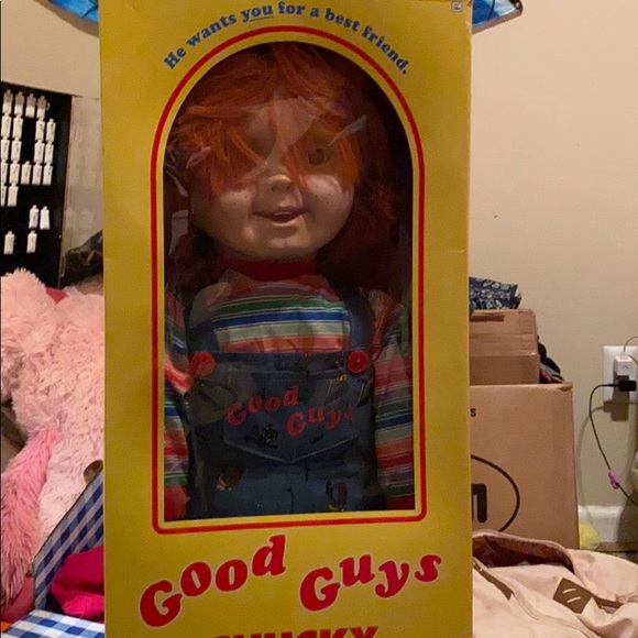 Chucky Doll - Picture 1 of 5